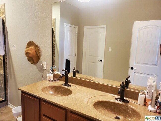 Building Photo - 2081 Turkey Creek