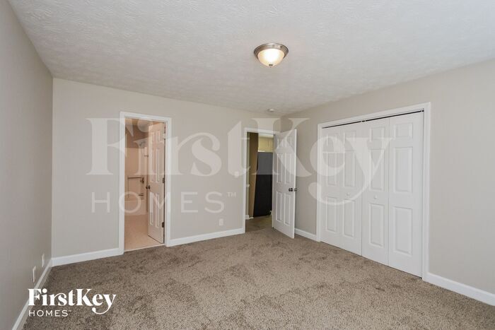Building Photo - 5224 Parkside Dr SE