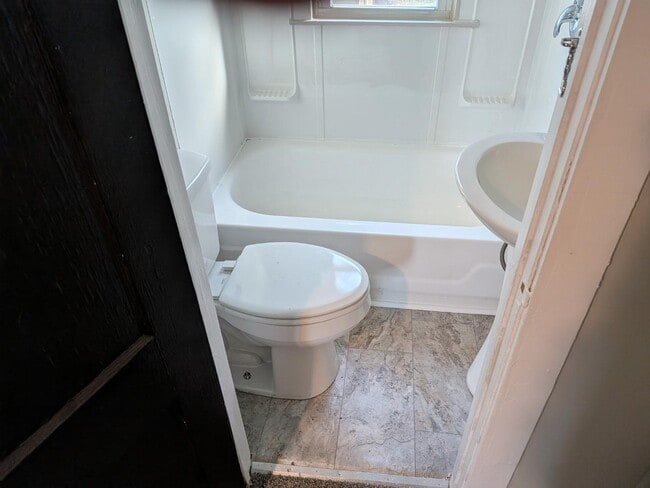 Building Photo - 3330 Courthouse Rd