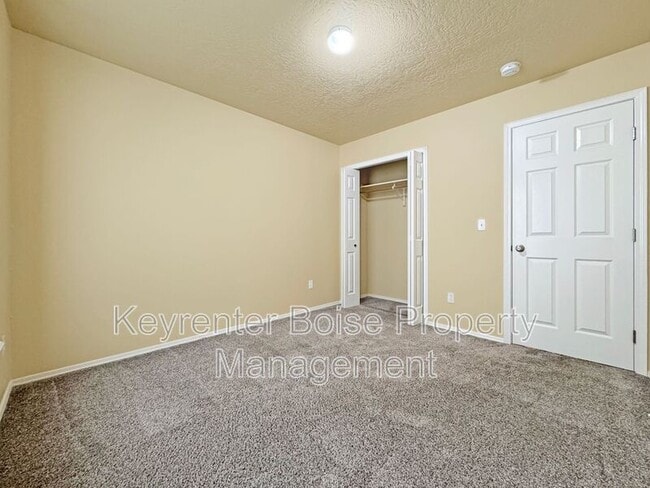 Building Photo - 4287 E Arch Dr