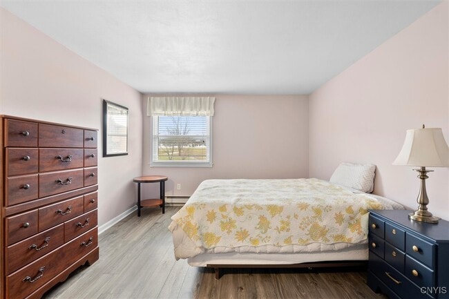 Building Photo - 576 Village Blvd N