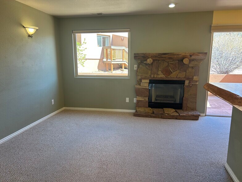 Building Photo - 3306 Fairway Loop