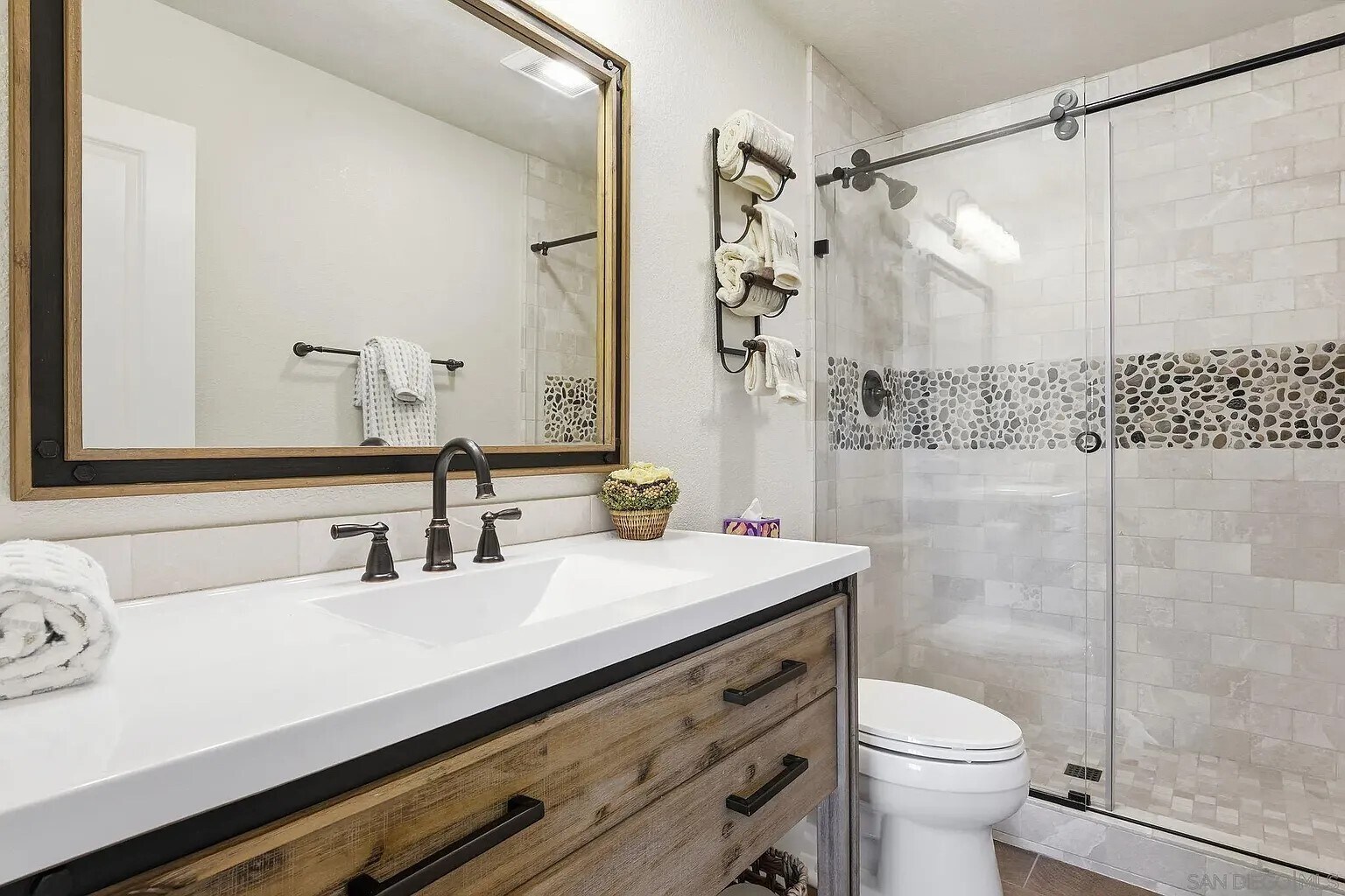 Building Photo - 7773 Eagle Ridge Dr