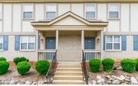 Building Photo - 1447 Bobolink Pl