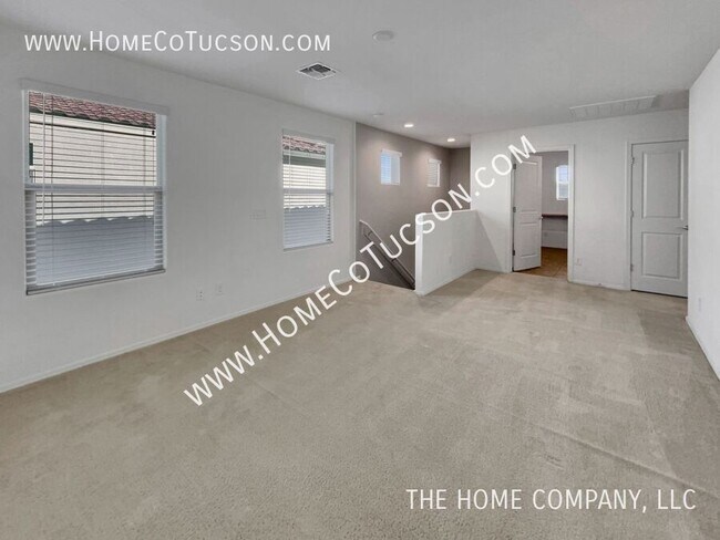 Building Photo - 7538 S Circulo Rio Blanco