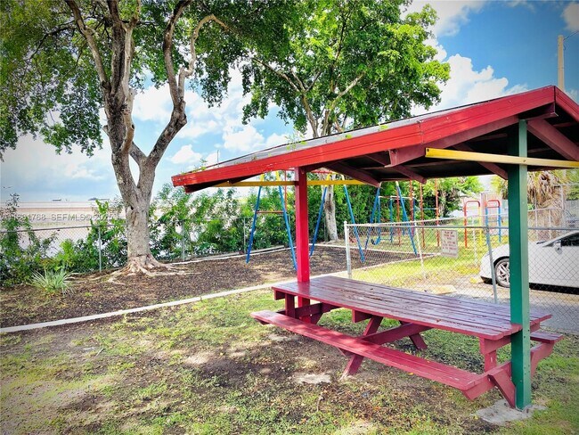 Building Photo - 4705 NW 7th St