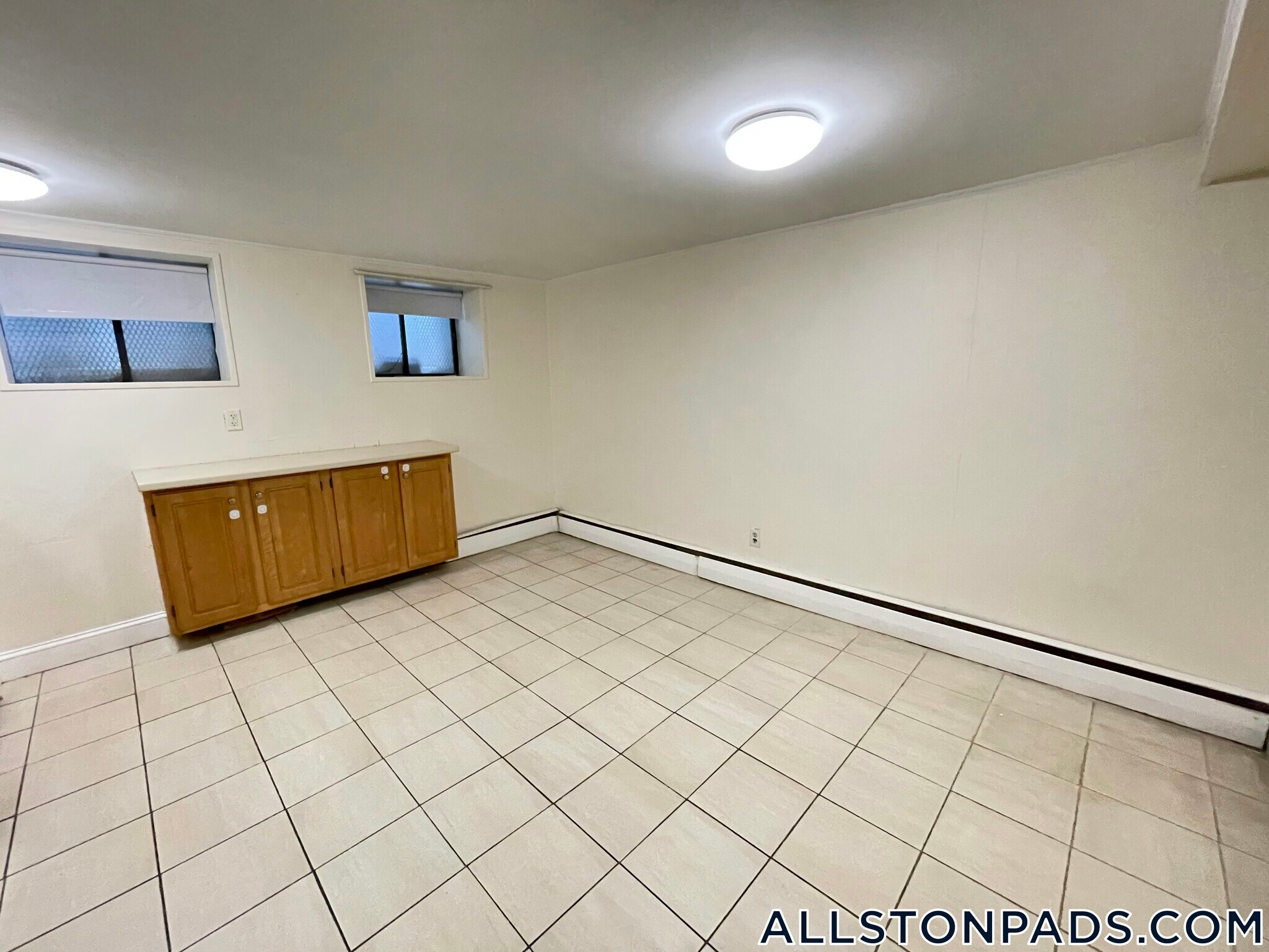 Building Photo - 19 Brighton Ave