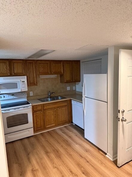 Building Photo - 6703 Jefferson Pl