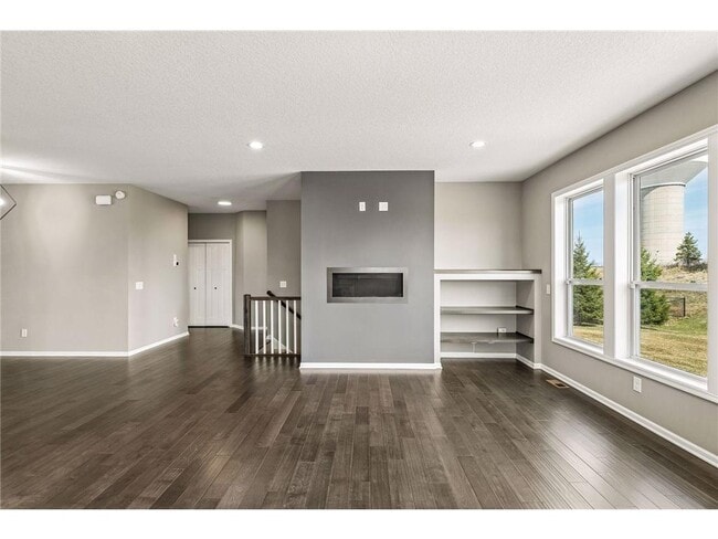 Building Photo - 16122 Estate Ln