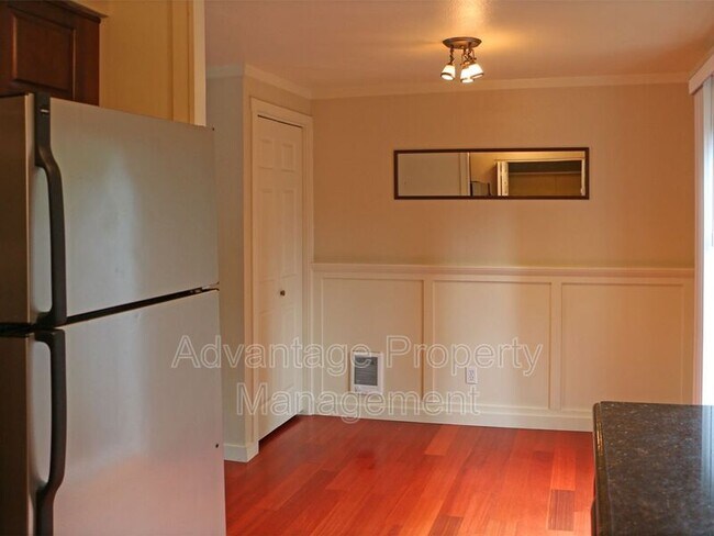 Building Photo - 1250 NW 23rd St