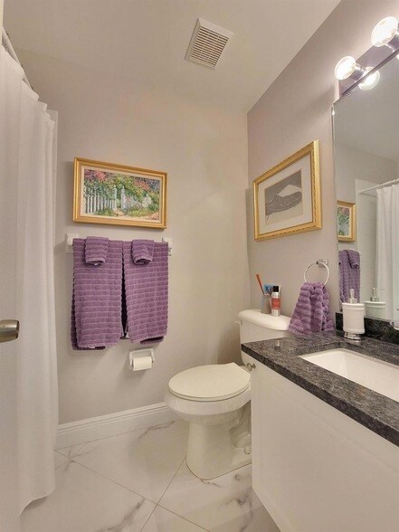 Building Photo - 1072 Keystone Dr