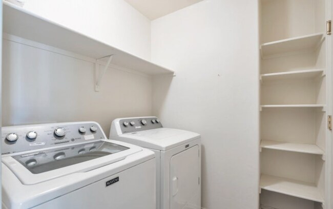 Building Photo - Oro Valley Home w Fabulous Mountain Views