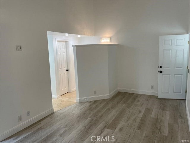 Building Photo - 23541 Ave La Caza