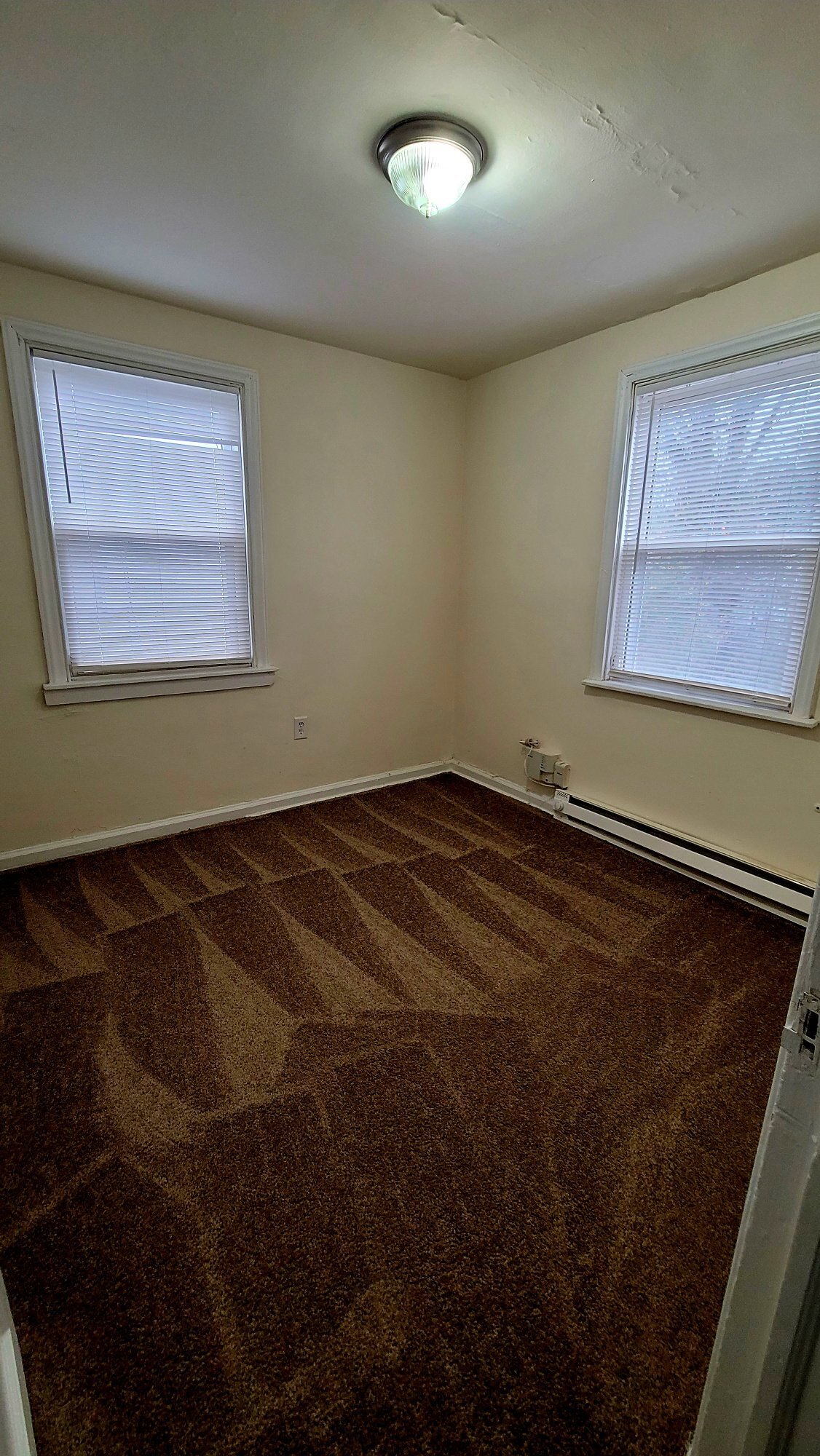 Building Photo - 3501 Meadowbridge Rd