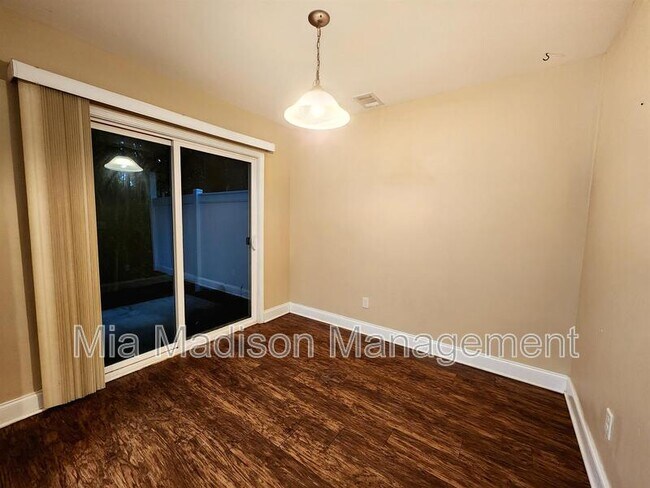 Building Photo - 11330 White Bluff Rd
