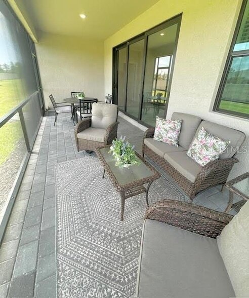 Building Photo - 1464 Saddlewood Cir