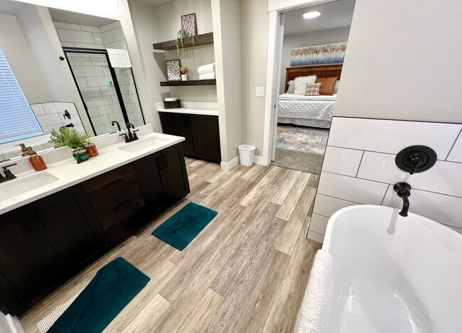 Building Photo - 1379 Pinecrest Trl