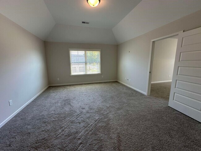 Building Photo - 5170 Saffron Spg Rd