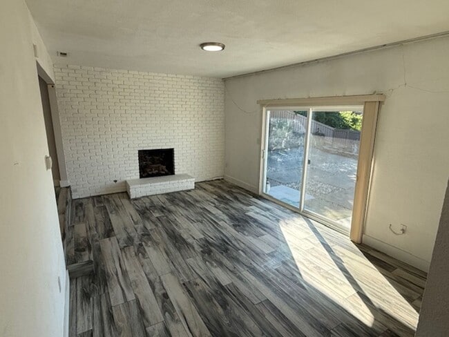 Building Photo - Remodeled 3 Bedroom Home with Bay Views + Stunning Backyard Patio