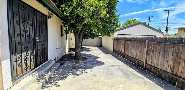 Building Photo - 8730 6th St