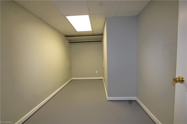 Building Photo - 711 Whittier Ave