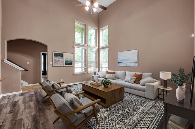 Building Photo - 6707 Hunters Creek Ln