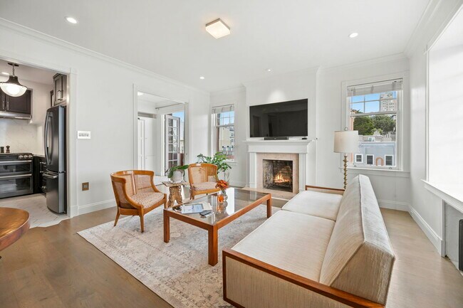 Building Photo - 1450 Greenwich St