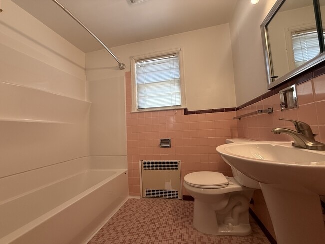 Building Photo - 164 Terrace Ave