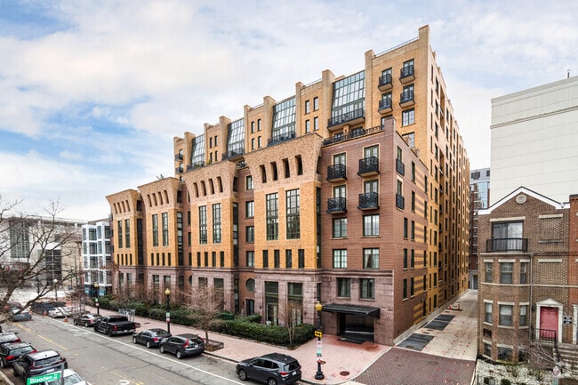 Building Photo - The Whitman