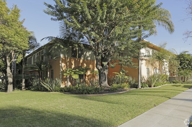 Building Photo - Milmor Apartments