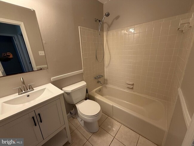 Building Photo - 3023 Creel Ct