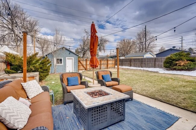 Building Photo - Remodeled Home in Berkeley/Mountain View Neighborhood