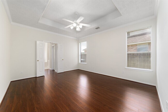 Building Photo - 10603 White Bridge Ln
