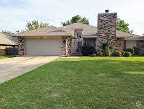 Building Photo - 2201 W Rockypoint Dr