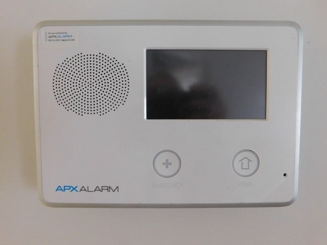 Building Photo - 210 Rivershore Dr