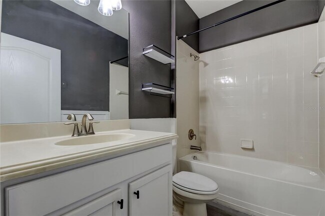 Building Photo - 10224 Celtic Ash Dr