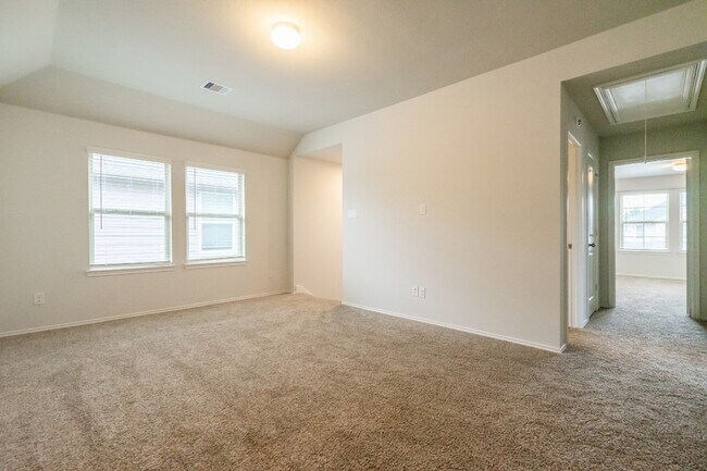 Building Photo - 16856 Pink Wintergreen Dr