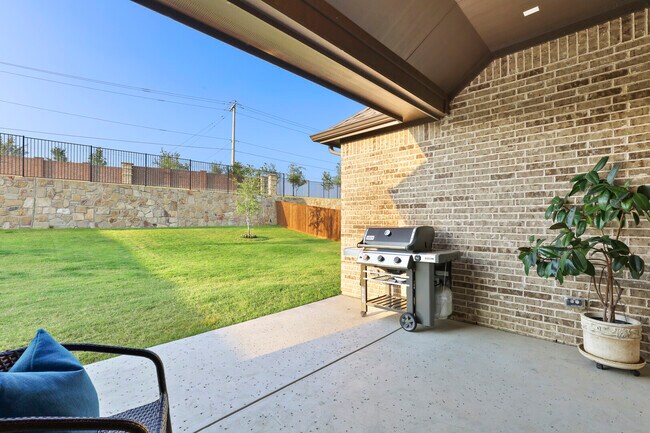 Building Photo - 11482 Misty Ridge Dr