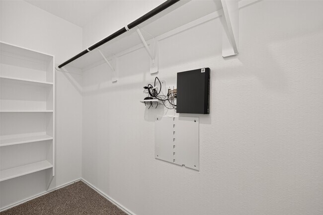 Building Photo - 24410 Oriole Summit Dr