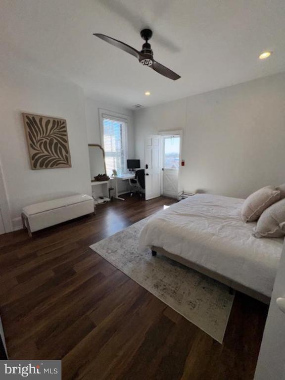 Building Photo - 106 S Church St