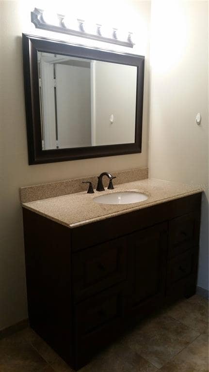 Building Photo - 486 N Pin Oak Pl