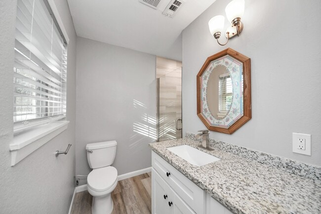 Building Photo - 7922 Sheree St