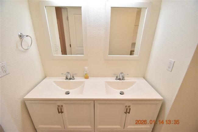 Building Photo - 907 E Patterson St