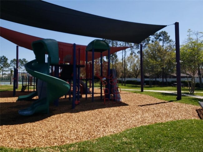 Building Photo - 16530 Cedar Crest Dr