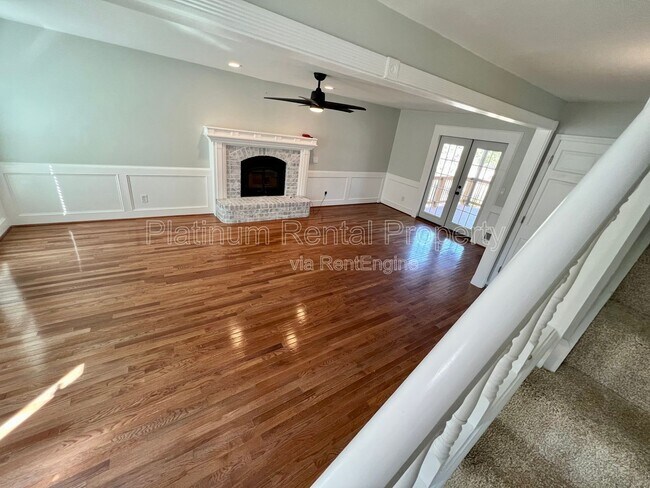 Building Photo - 3707 Rogers Cove