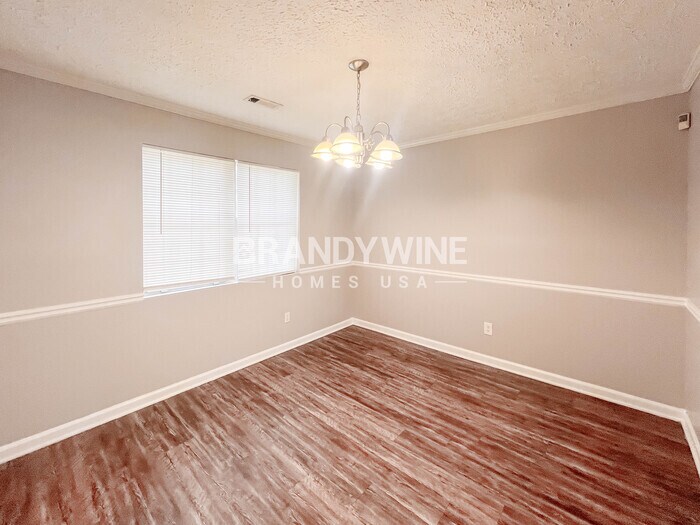 Building Photo - 2259 Hampton Dr