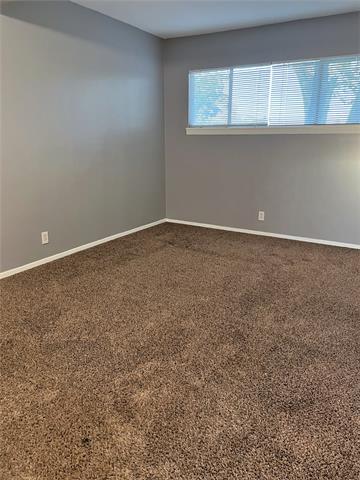 Building Photo - 401 Betchan Dr