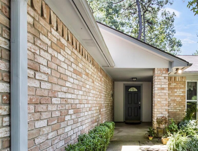 Building Photo - 7 Dellforest Ct