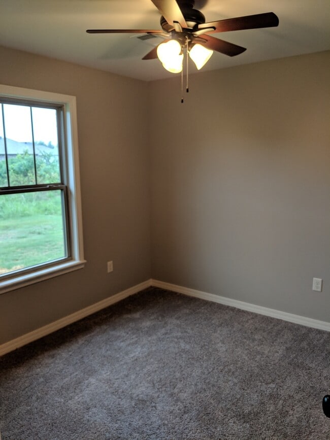 Building Photo - Check out this home in Russellville, AR