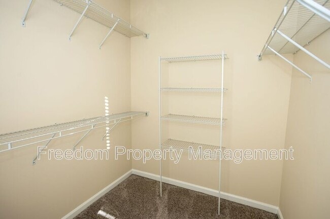 Building Photo - 7408 Brunson Cir